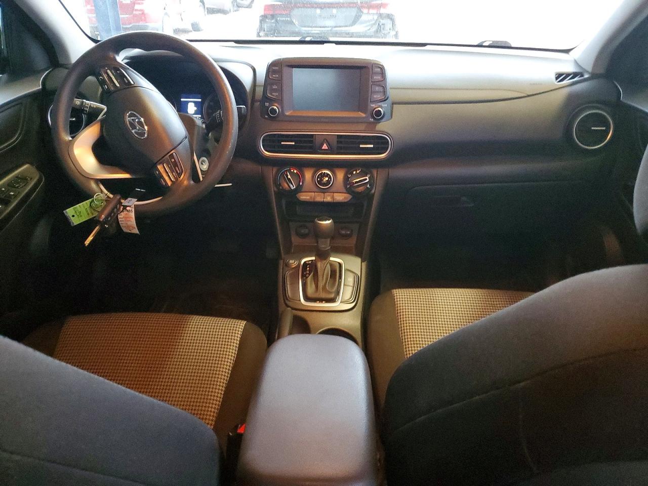 2020 HYUNDAI KONA SE photo 15