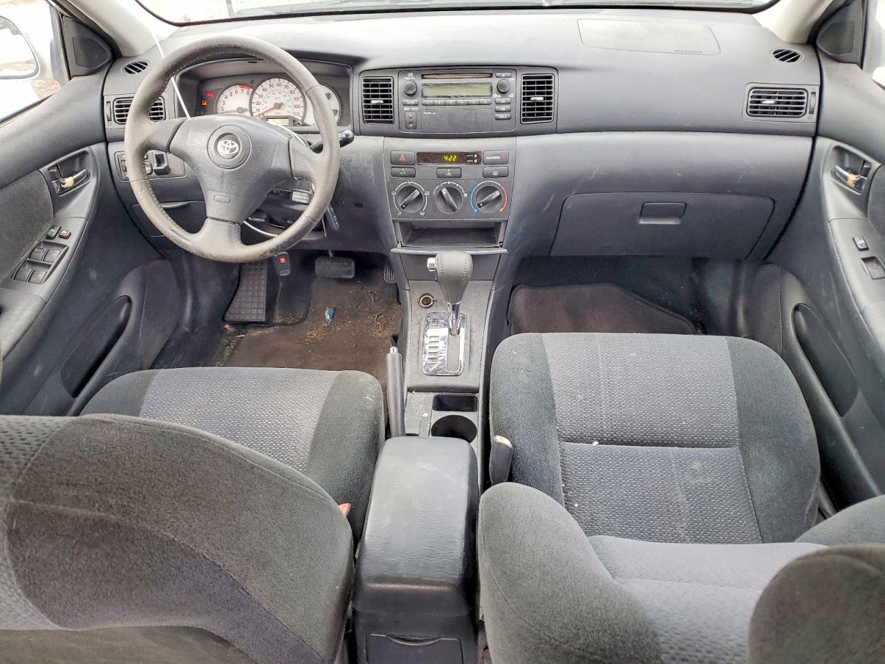 2004 TOYOTA COROLLA CE photo 8