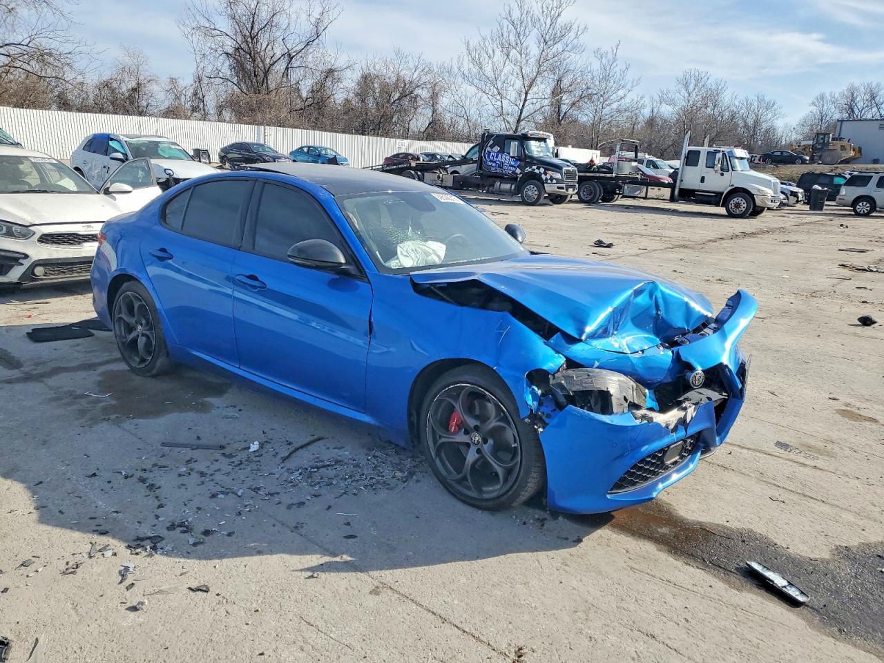 2019 ALFA ROMEO GIULIA TI photo 4