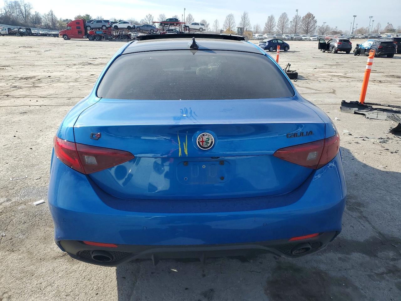 2019 ALFA ROMEO GIULIA TI photo 6