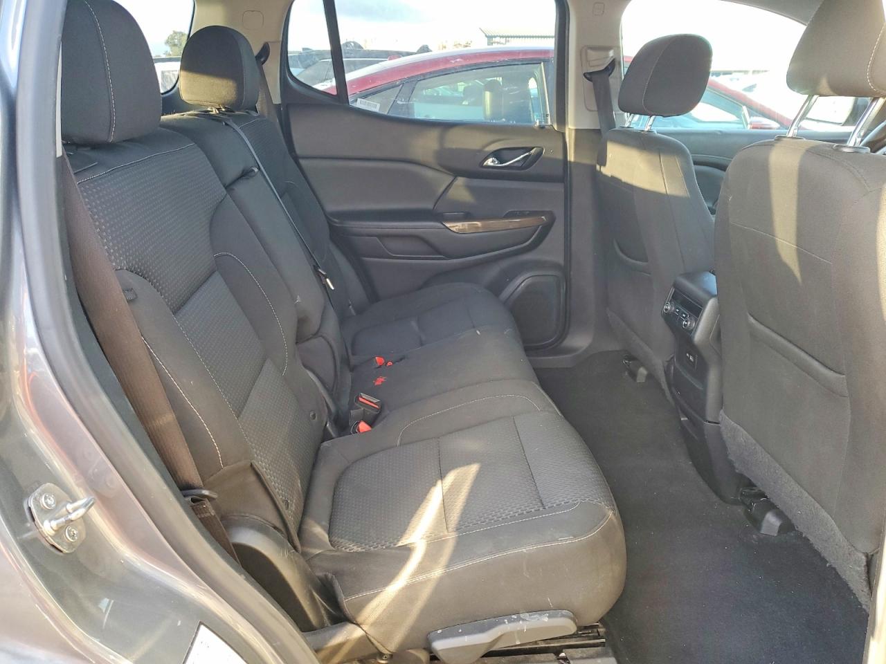2021 GMC ACADIA SLE photo 11