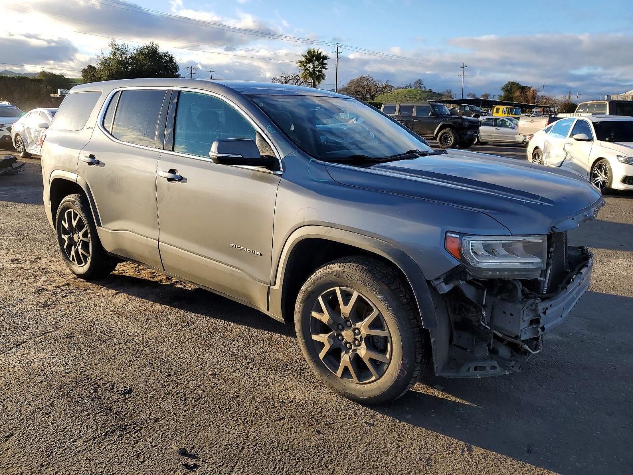 2021 GMC ACADIA SLE photo 4