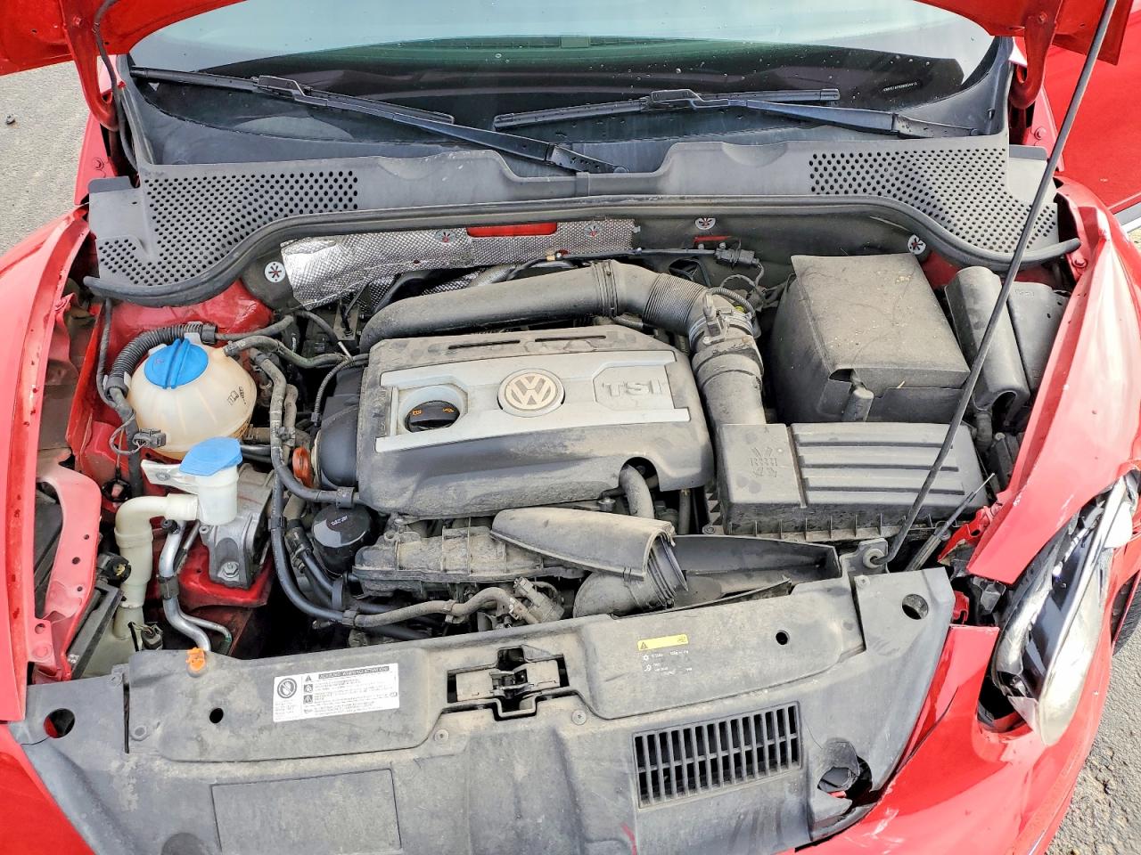 2013 VOLKSWAGEN BEETLE TURBO photo 11