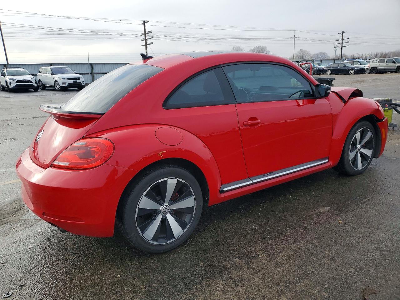 2013 VOLKSWAGEN BEETLE TURBO photo 3