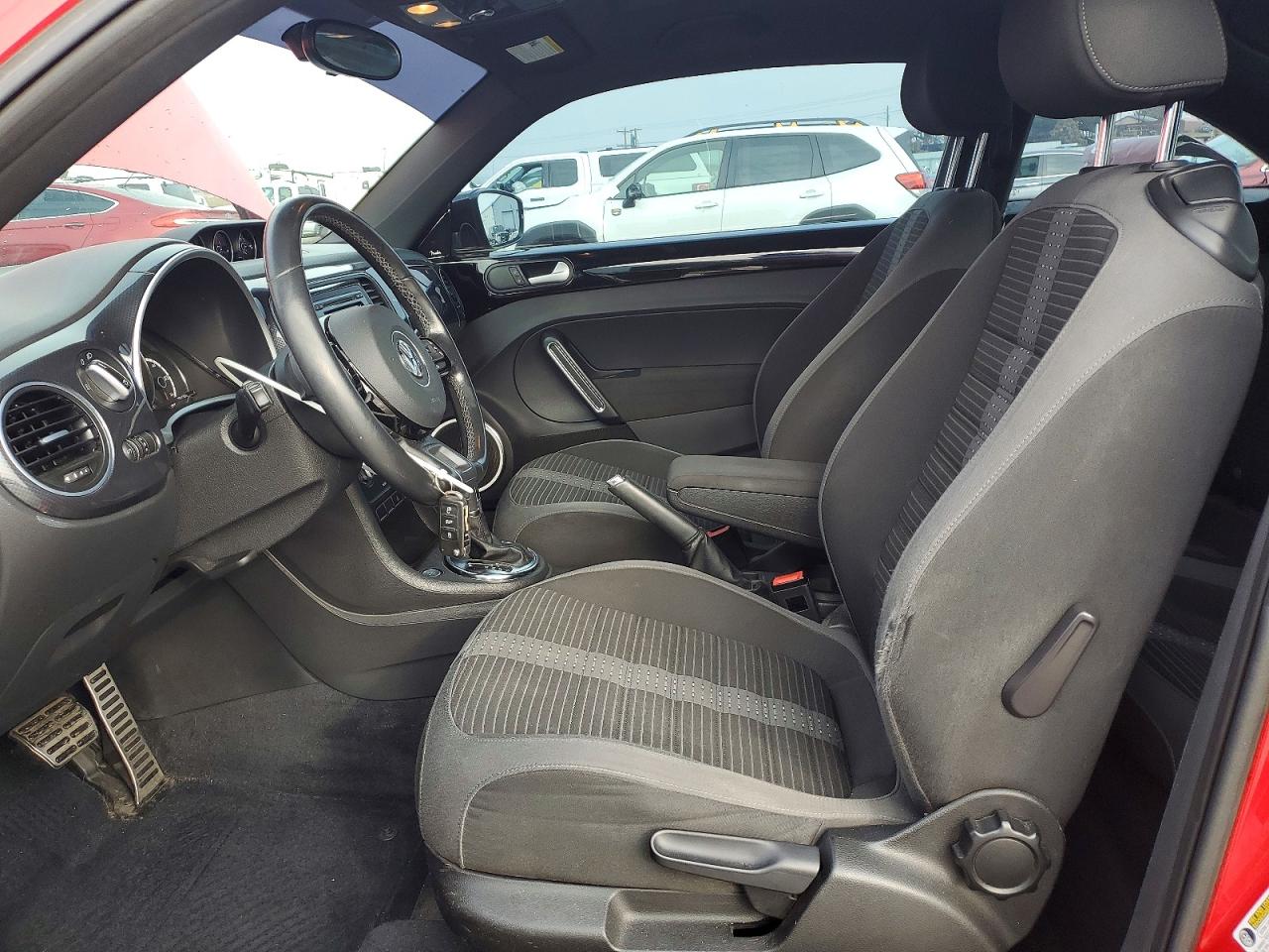 2013 VOLKSWAGEN BEETLE TURBO photo 7