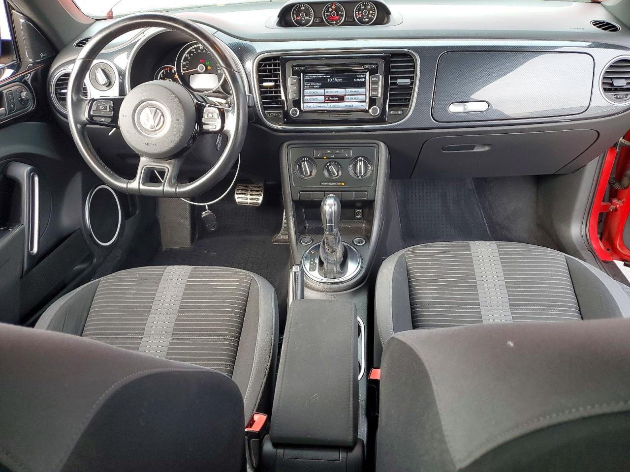 2013 VOLKSWAGEN BEETLE TURBO photo 8