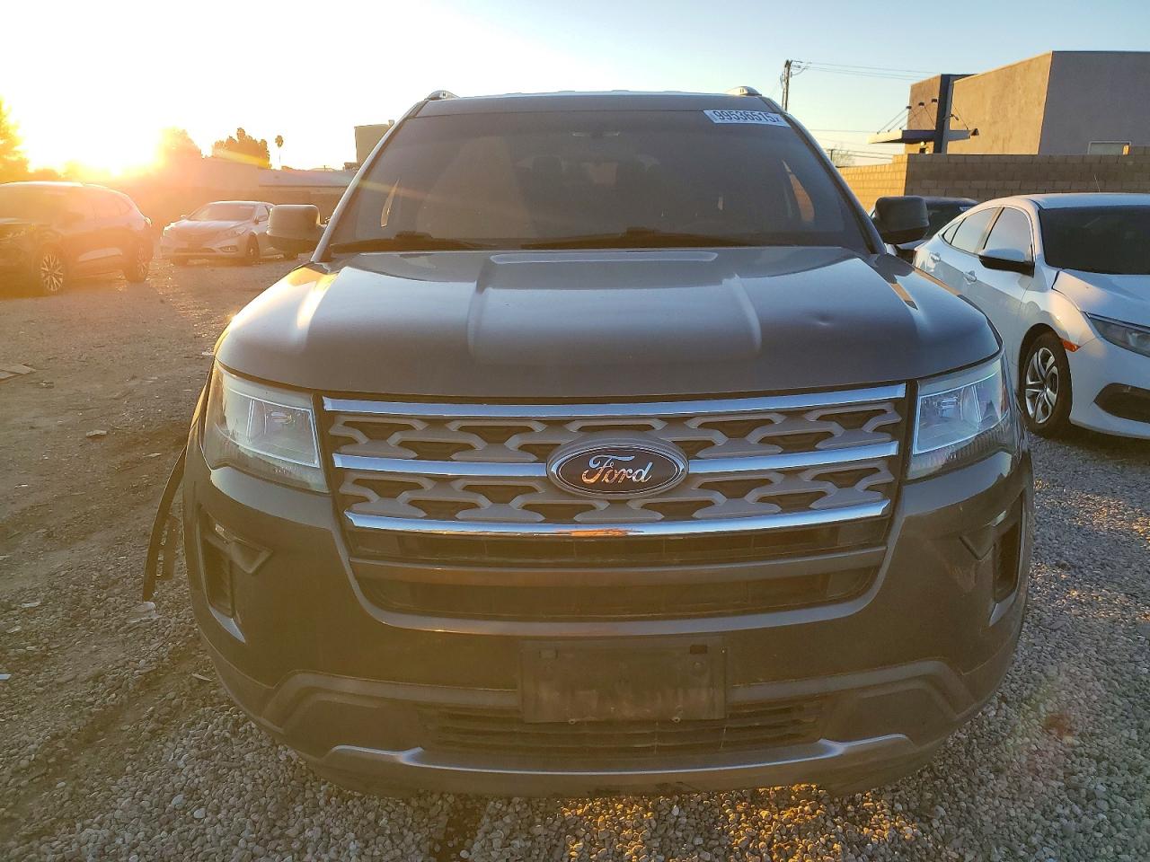 2018 FORD EXPLORER XLT photo 5