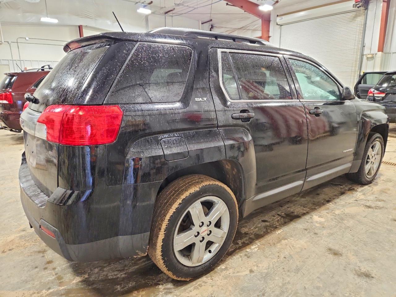 2013 GMC TERRAIN SLT photo 3