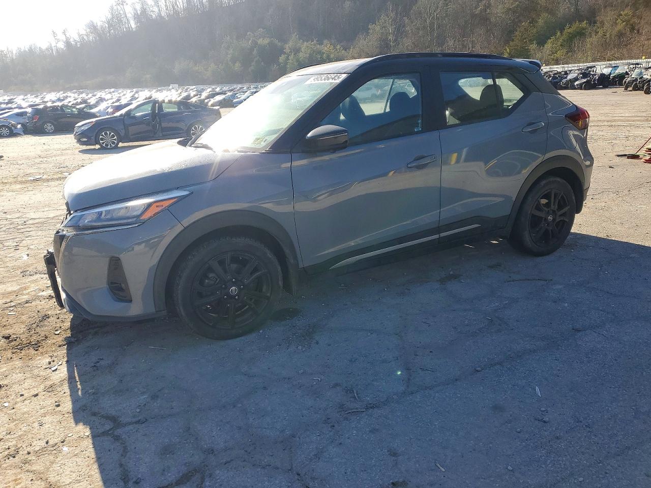 2021 NISSAN KICKS