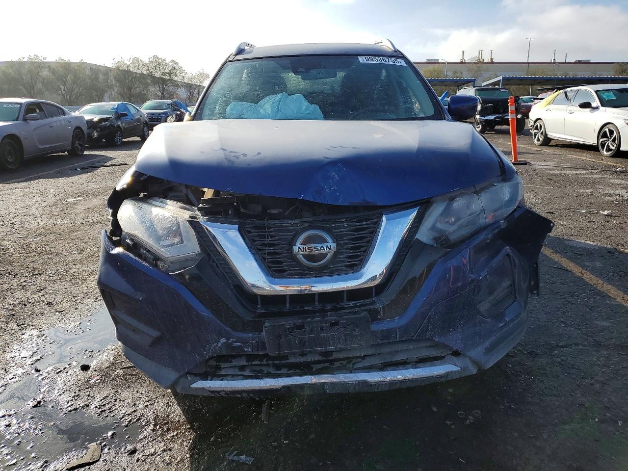 2019 NISSAN ROGUE S photo 5
