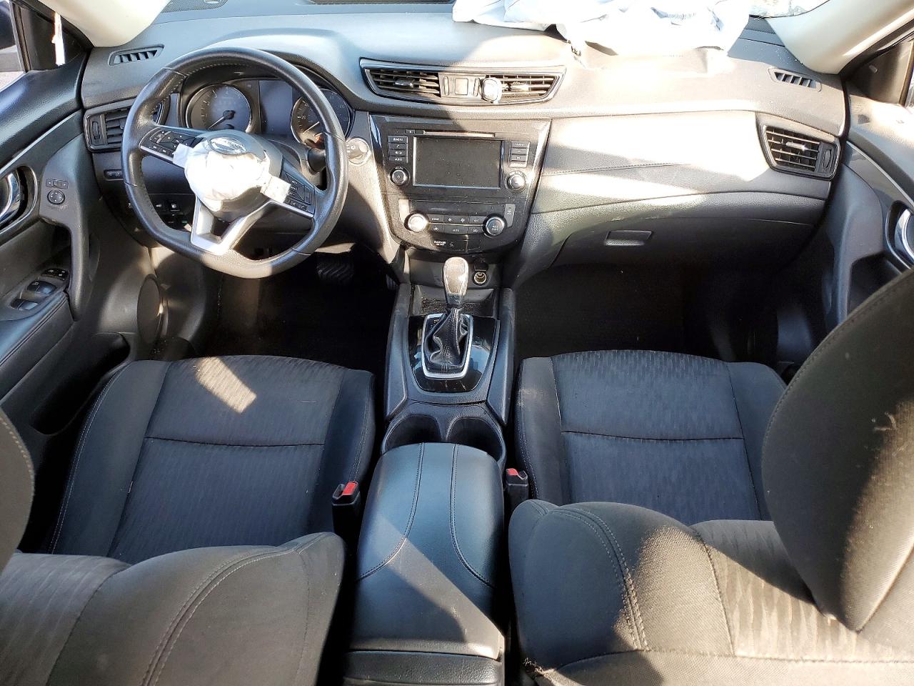 2019 NISSAN ROGUE S photo 8