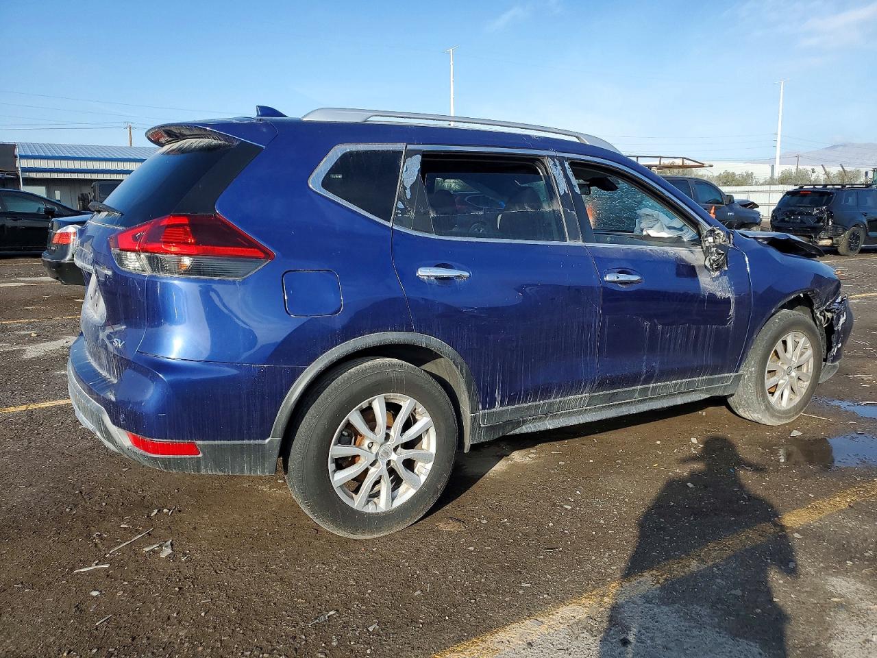 2019 NISSAN ROGUE S photo 3