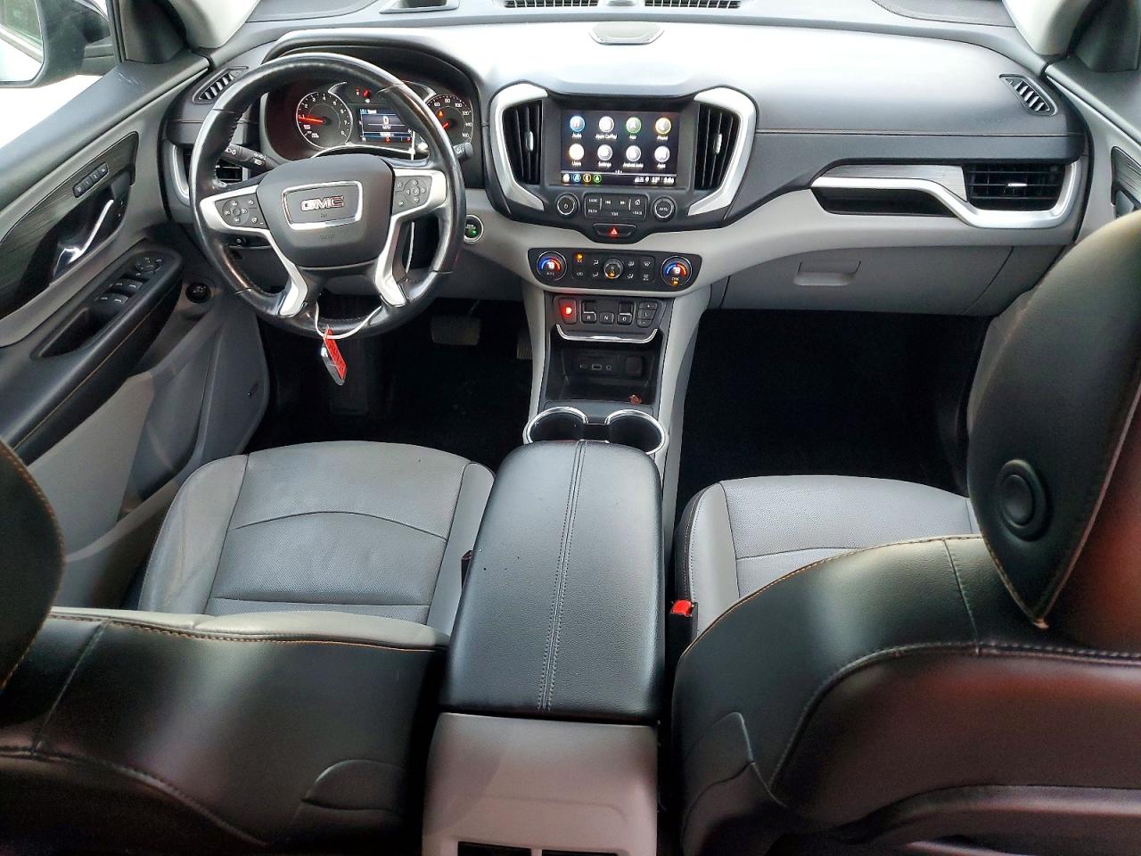 2018 GMC TERRAIN SLT photo 8