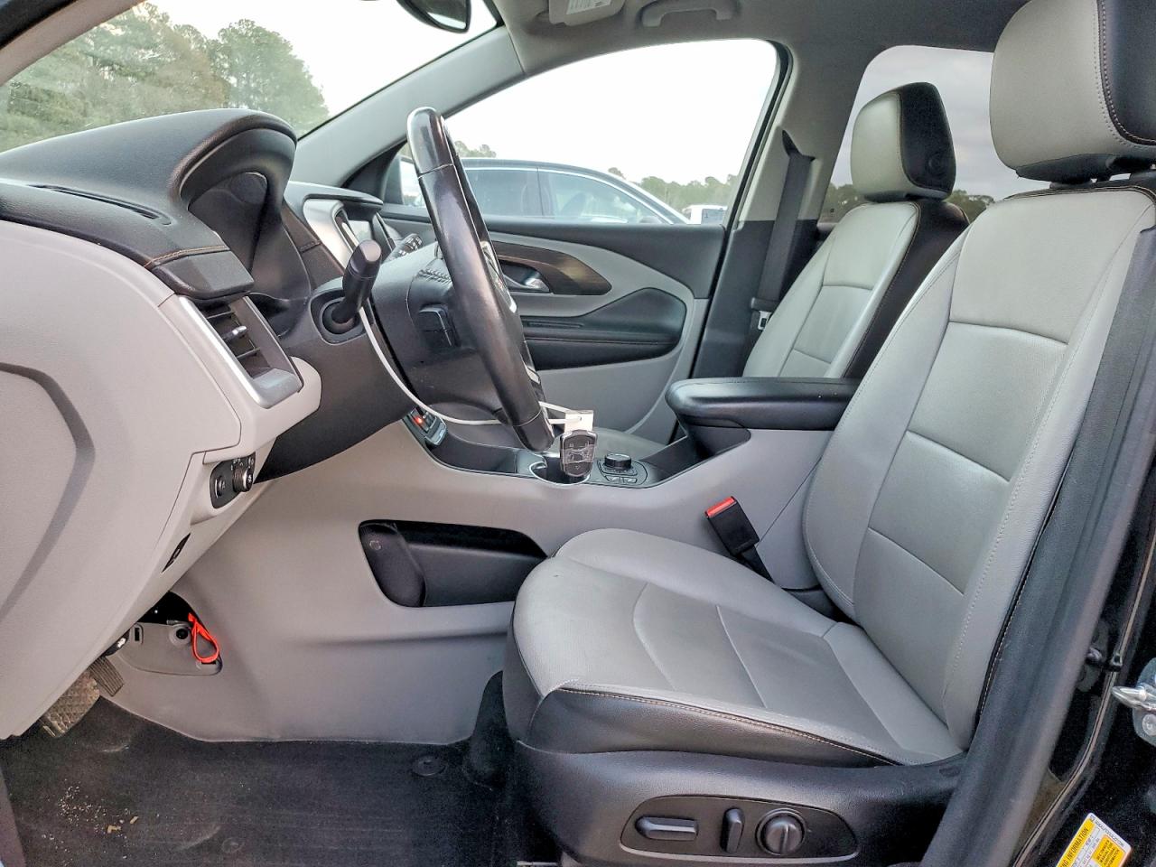 2018 GMC TERRAIN SLT photo 7