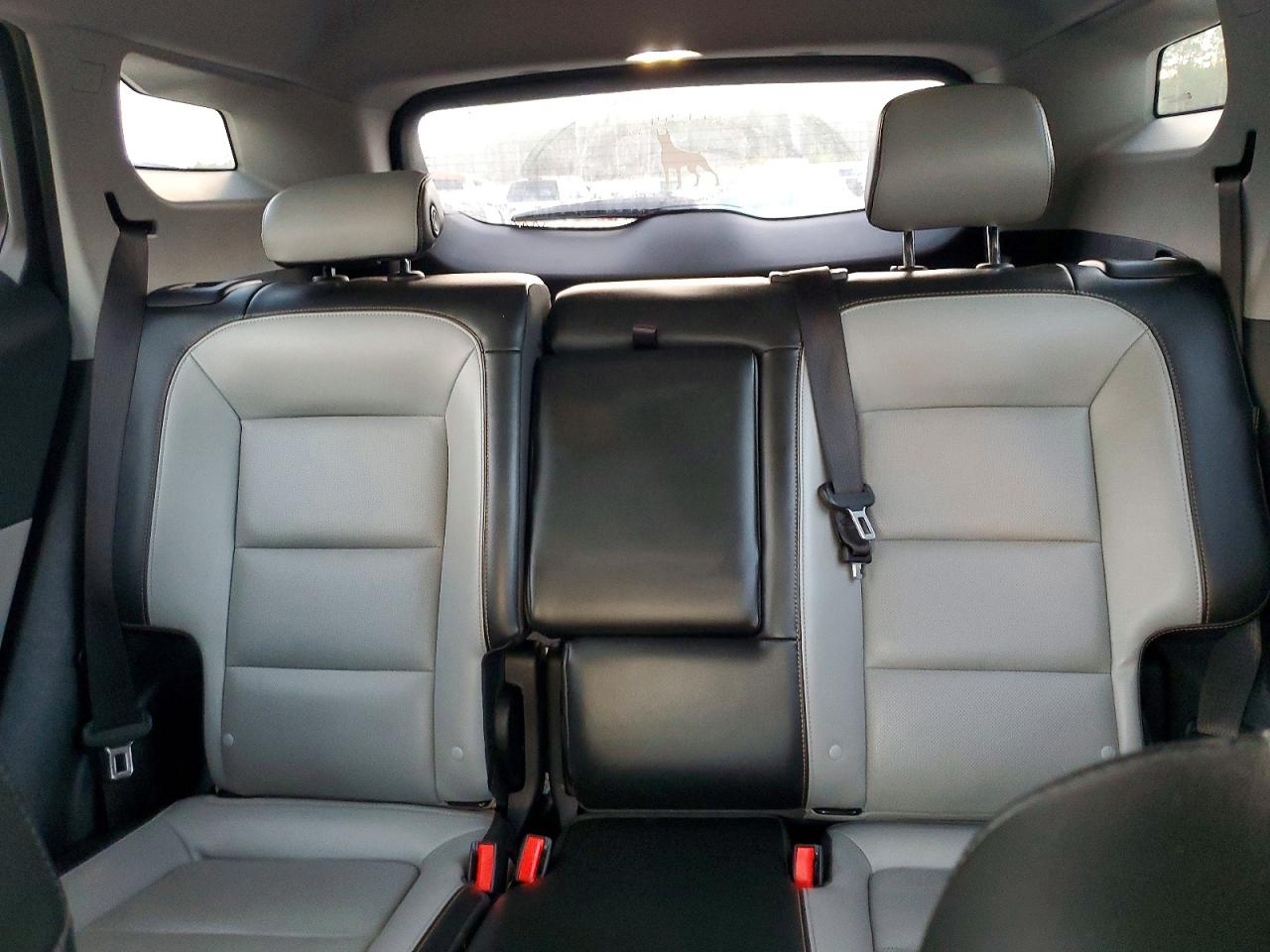2018 GMC TERRAIN SLT photo 10