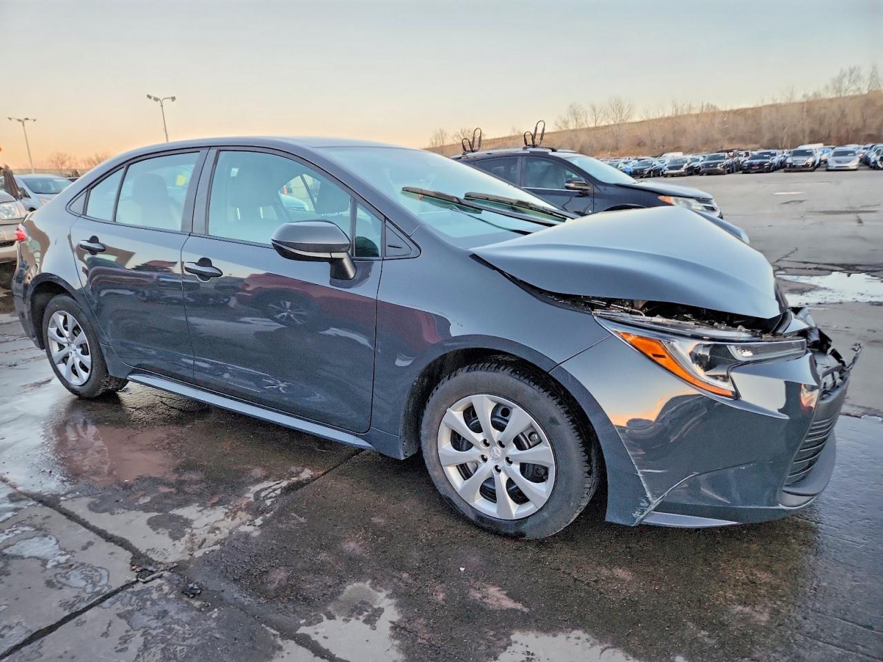 2024 TOYOTA COROLLA LE photo 4