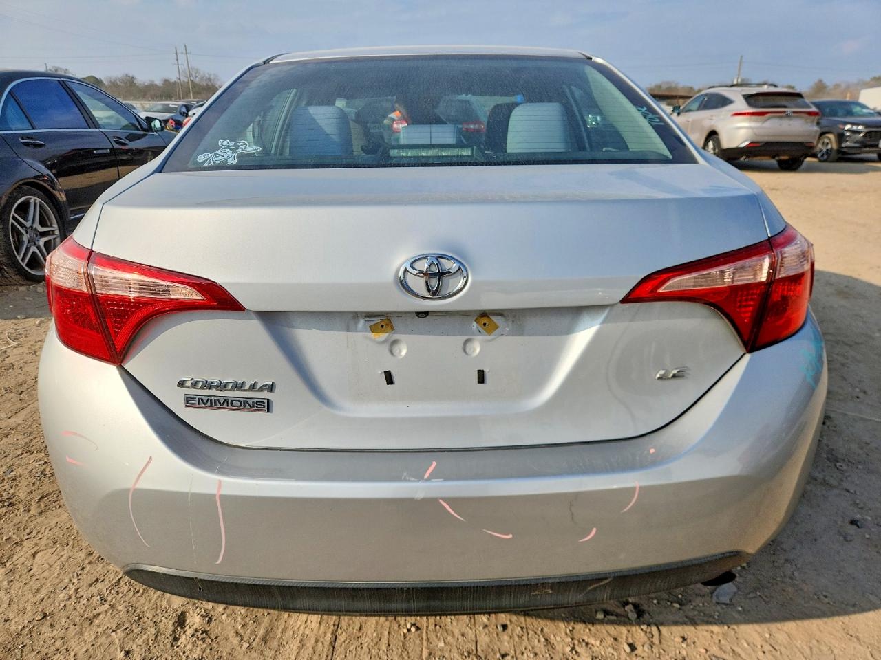 2019 TOYOTA COROLLA L photo 6