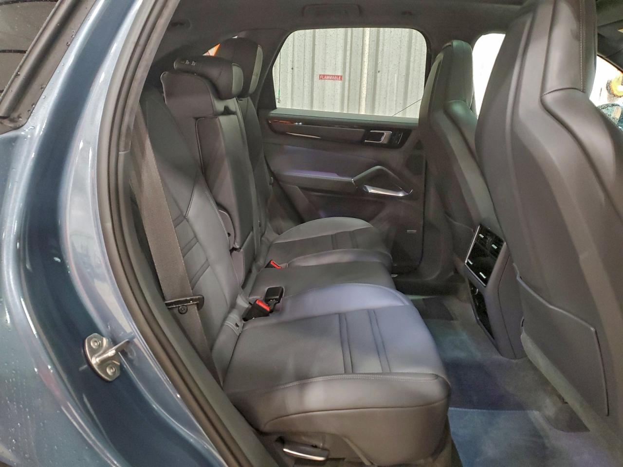 2019 PORSCHE CAYENNE TURBO photo 11