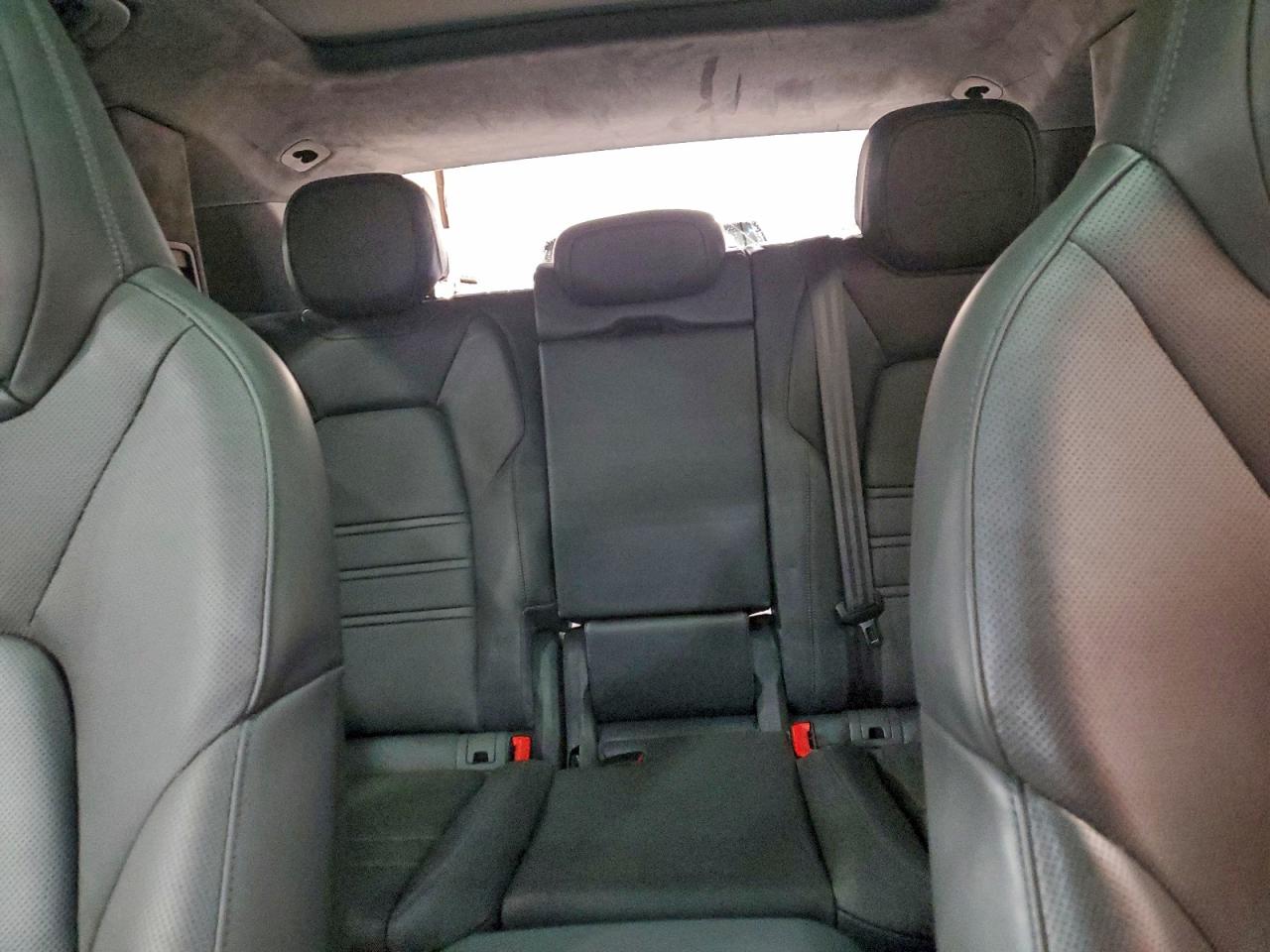 2019 PORSCHE CAYENNE TURBO photo 10