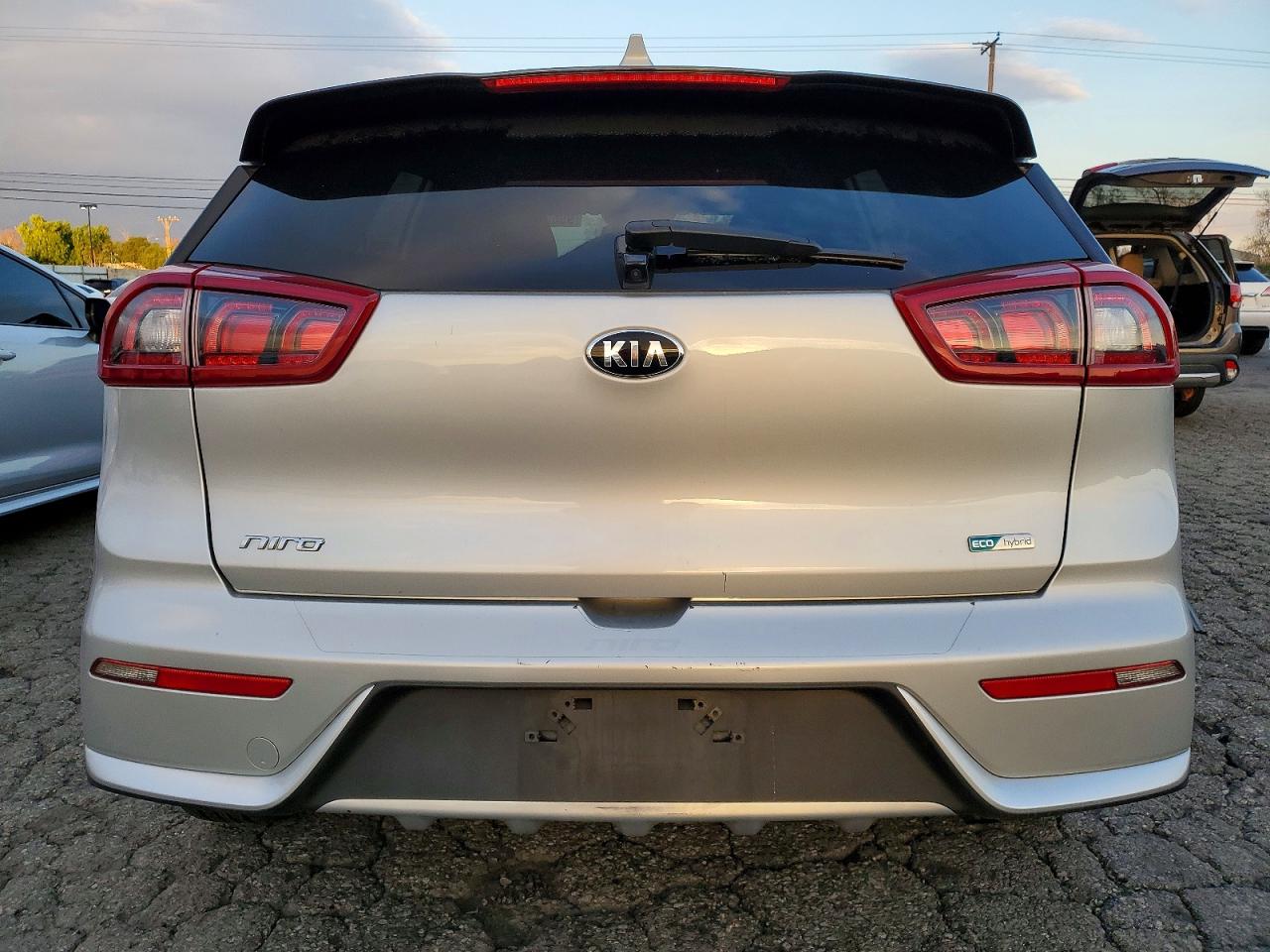 2019 KIA NIRO FE photo 6