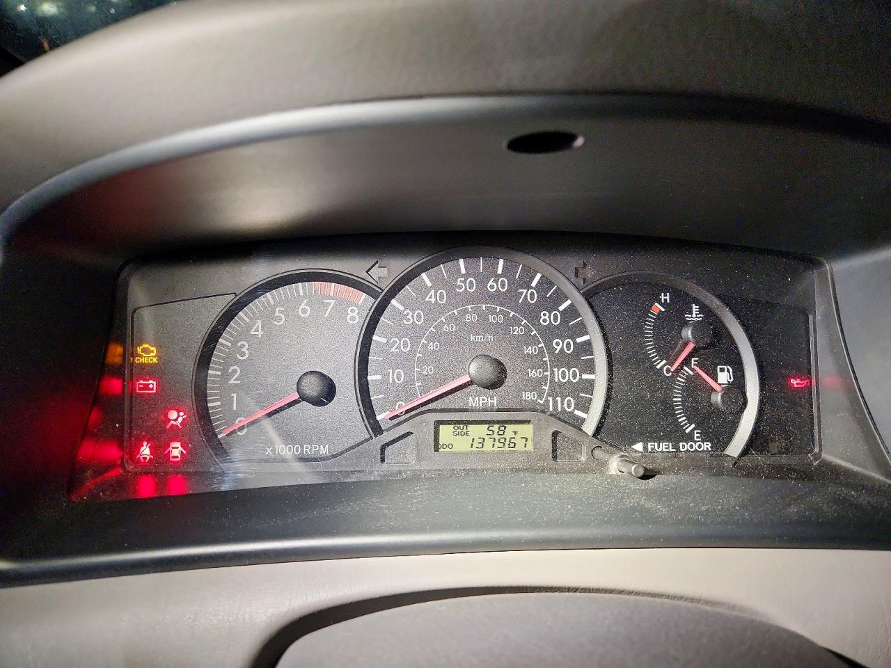 2006 TOYOTA COROLLA CE photo 9