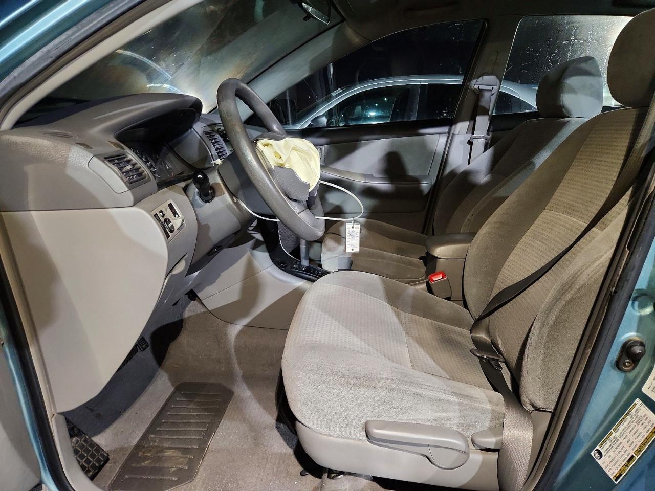 2006 TOYOTA COROLLA CE photo 7