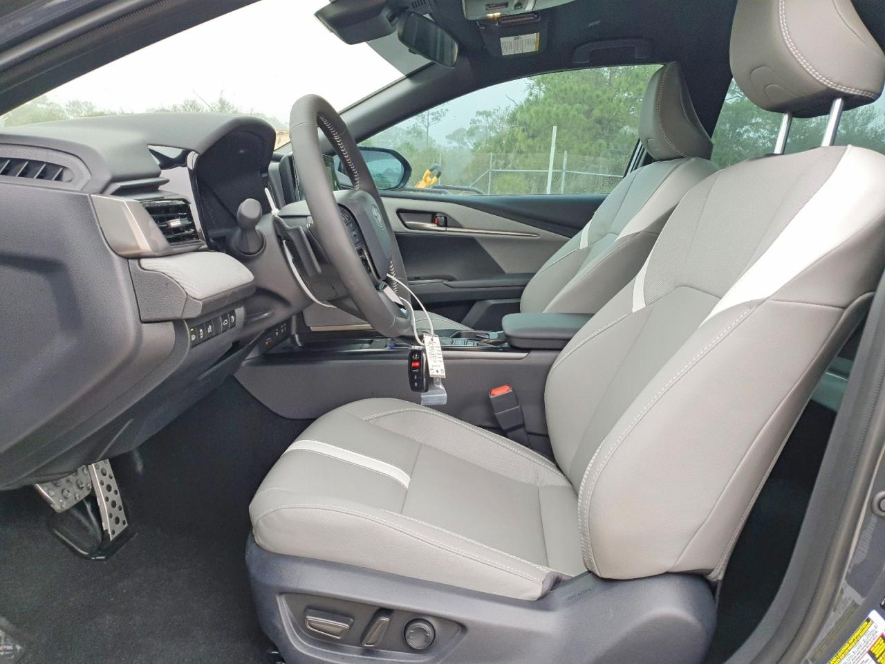 2026 TOYOTA CAMRY XSE photo 7
