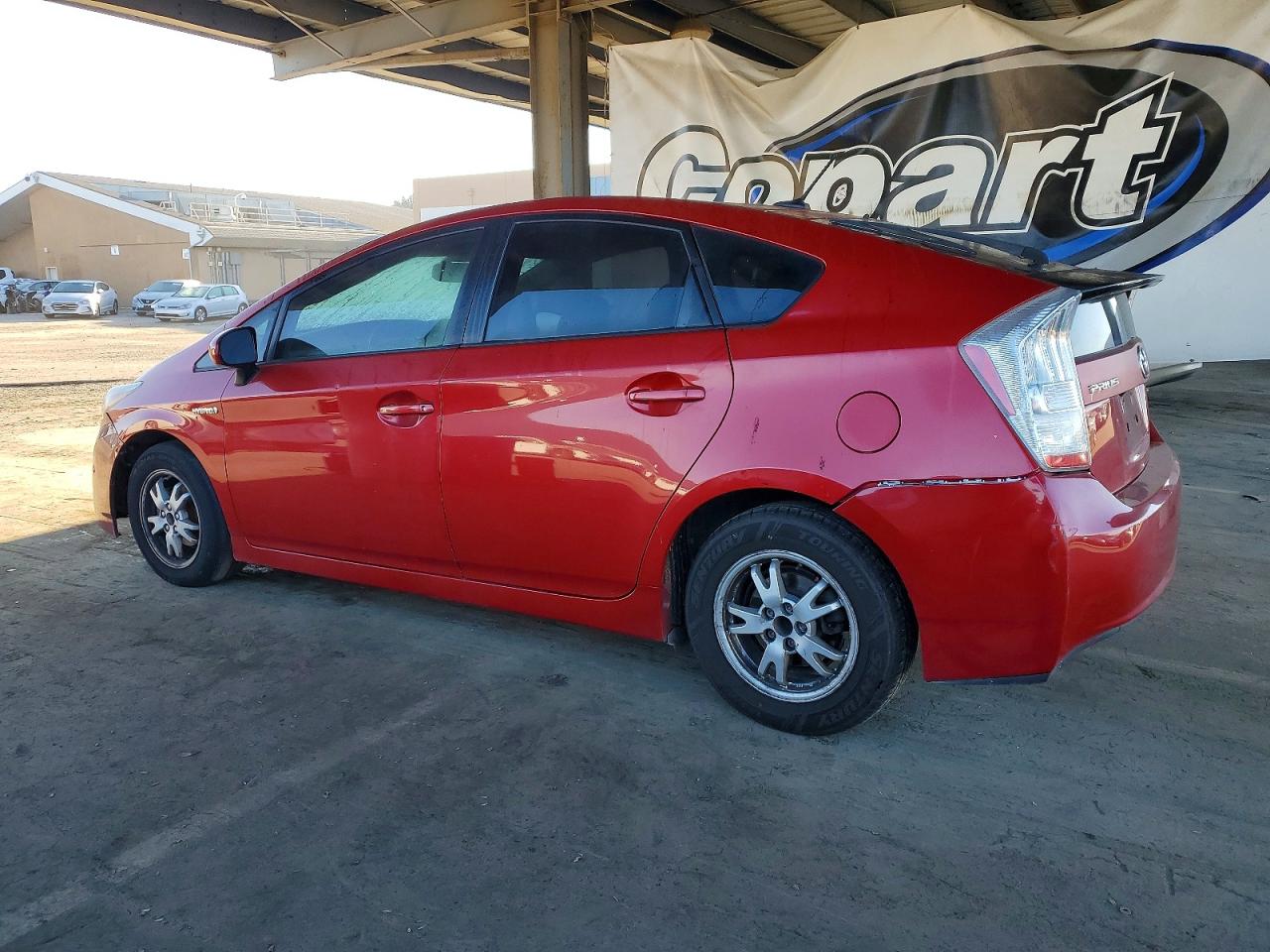 2010 TOYOTA PRIUS photo 2