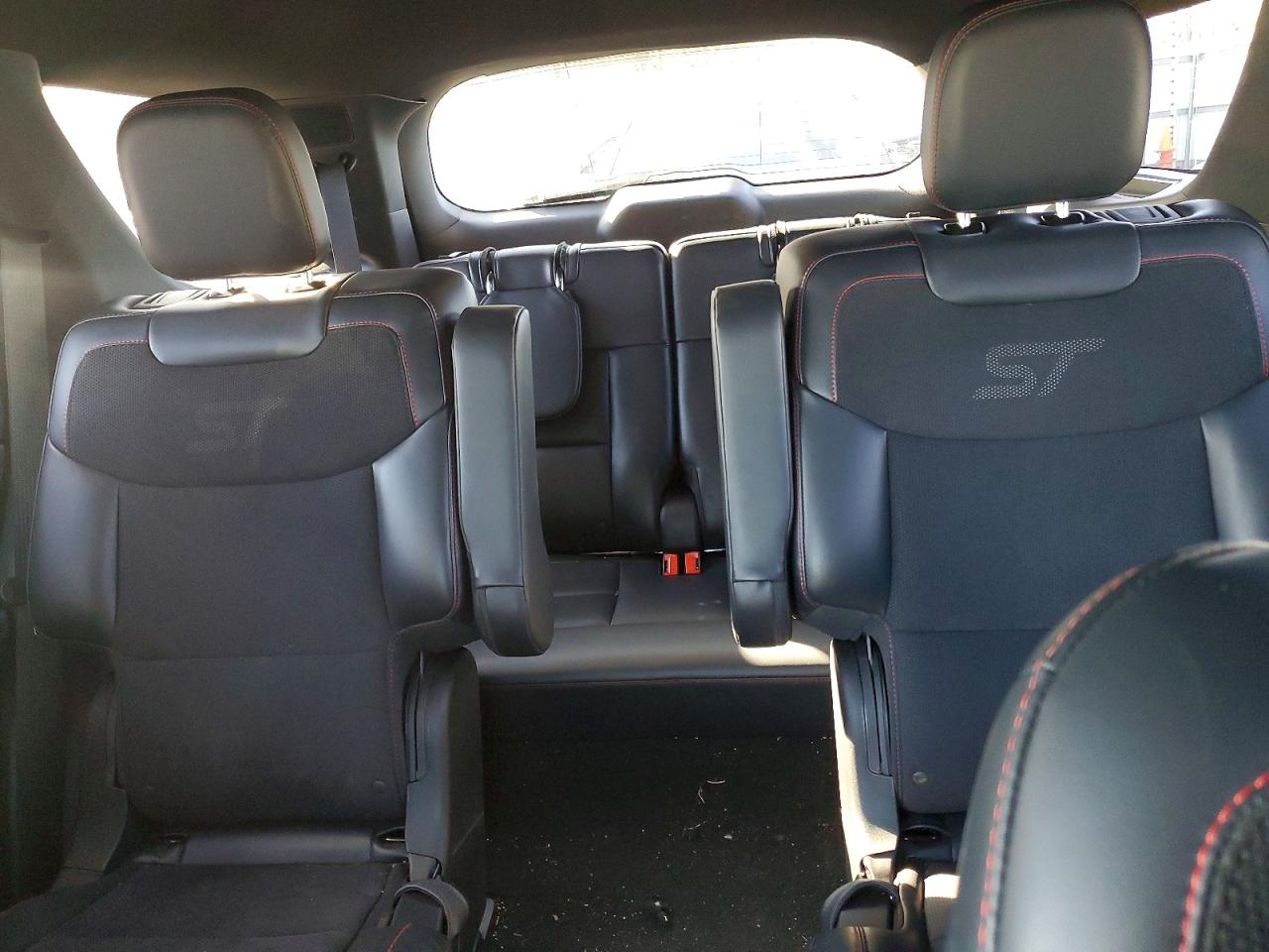 2025 FORD EXPLORER ST photo 10