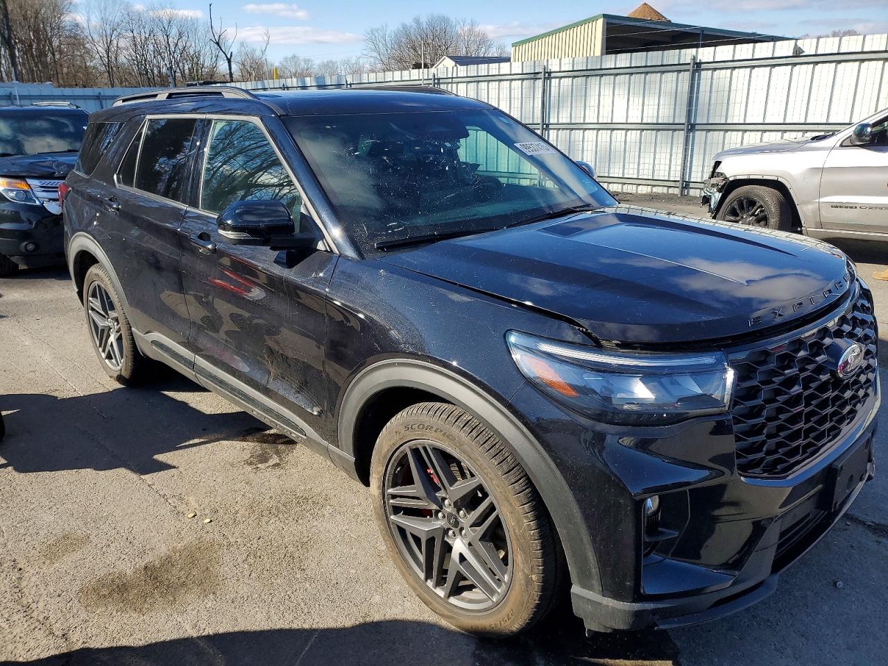2025 FORD EXPLORER ST photo 4
