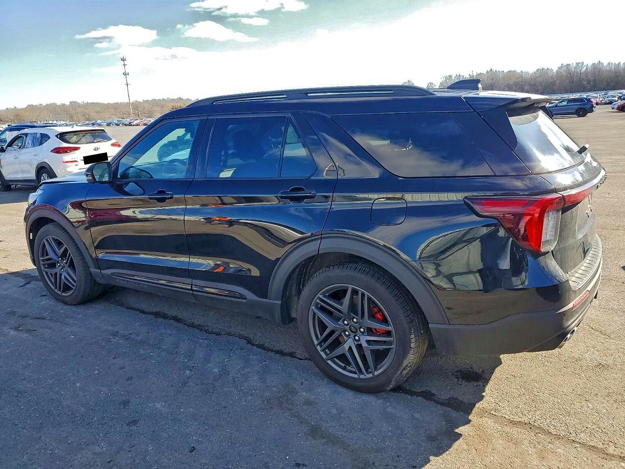 2025 FORD EXPLORER ST photo 2