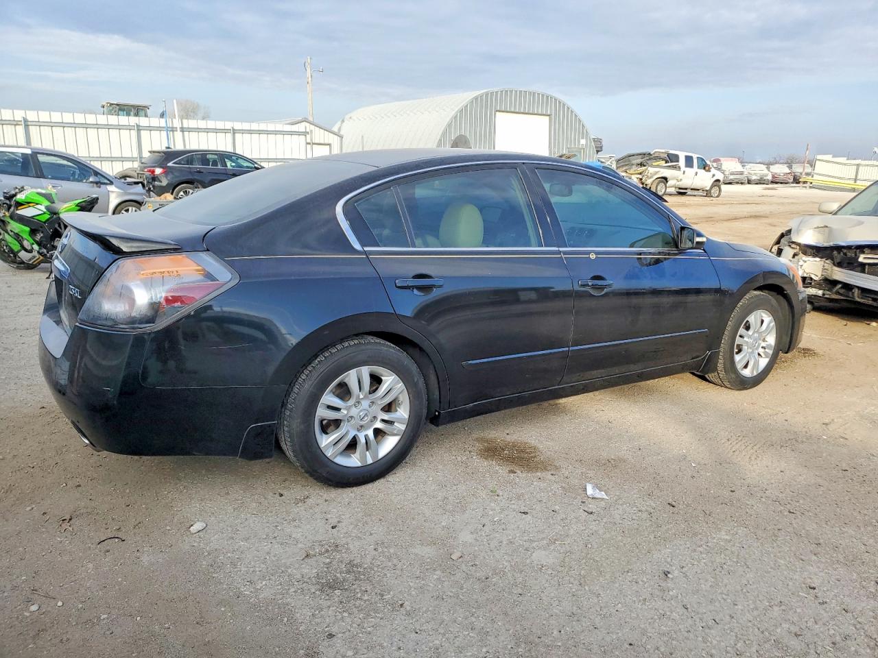 2011 NISSAN ALTIMA BASE photo 3