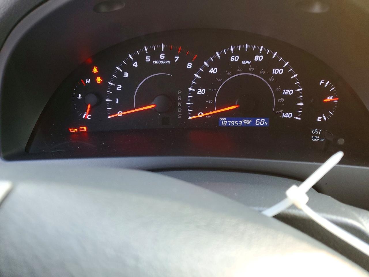 2010 TOYOTA CAMRY BASE photo 9
