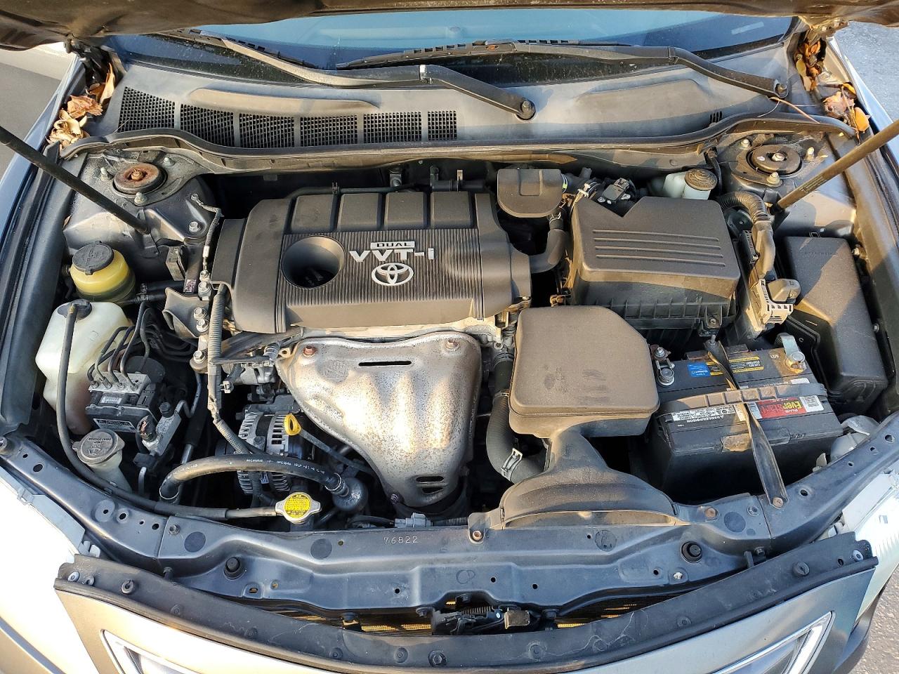 2010 TOYOTA CAMRY BASE photo 11