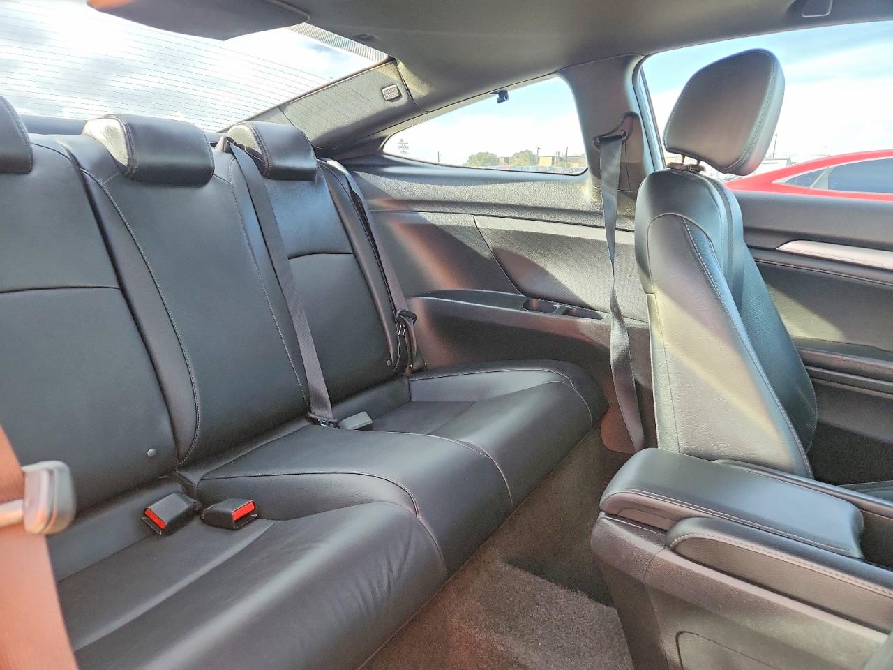 2020 HONDA CIVIC TOURING photo 10
