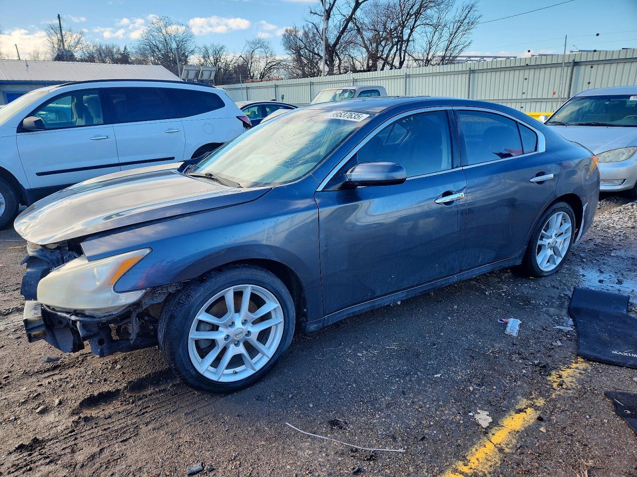 2010 NISSAN MAXIMA