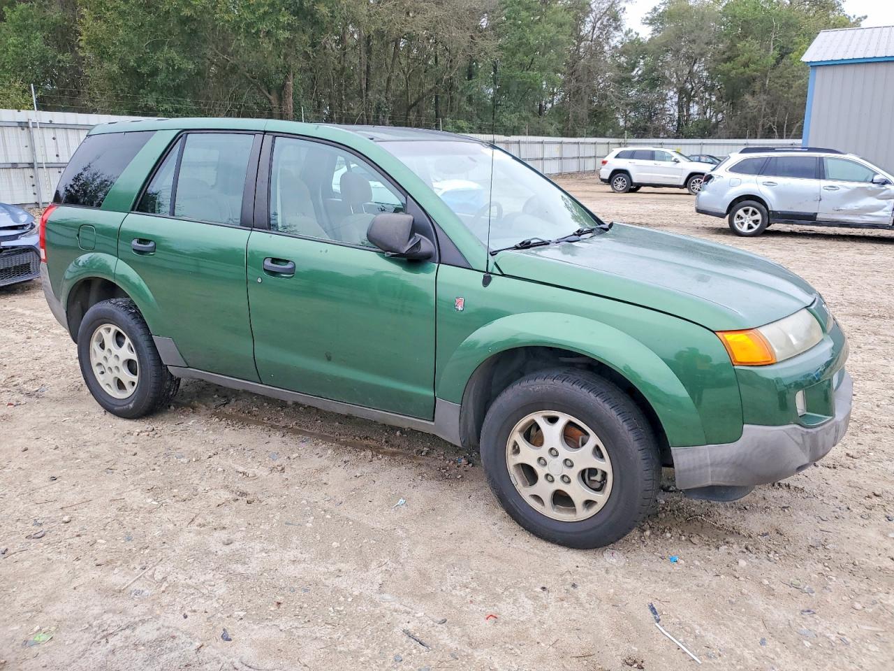 2003 SATURN VUE photo 4