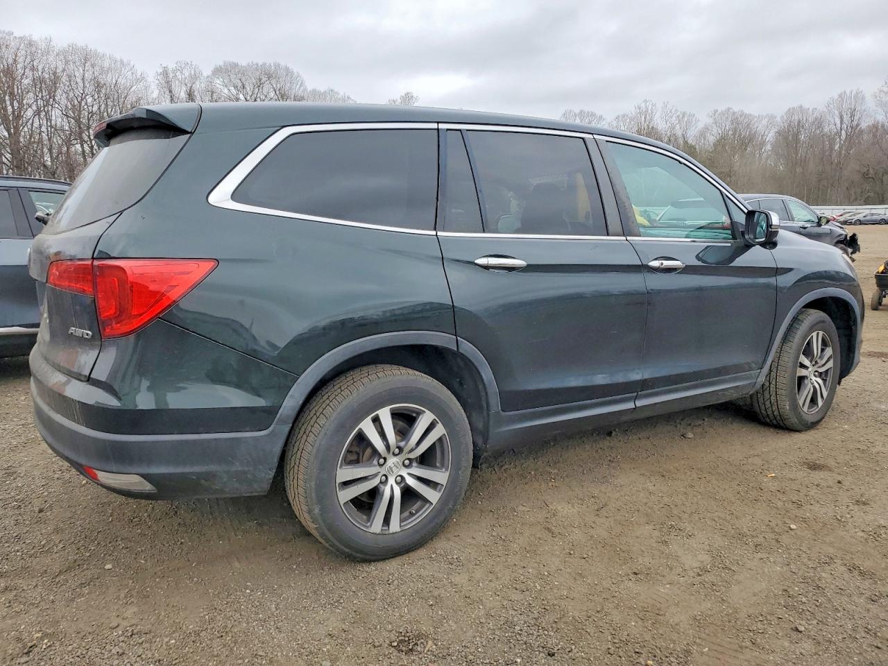 2016 HONDA PILOT EXL photo 5