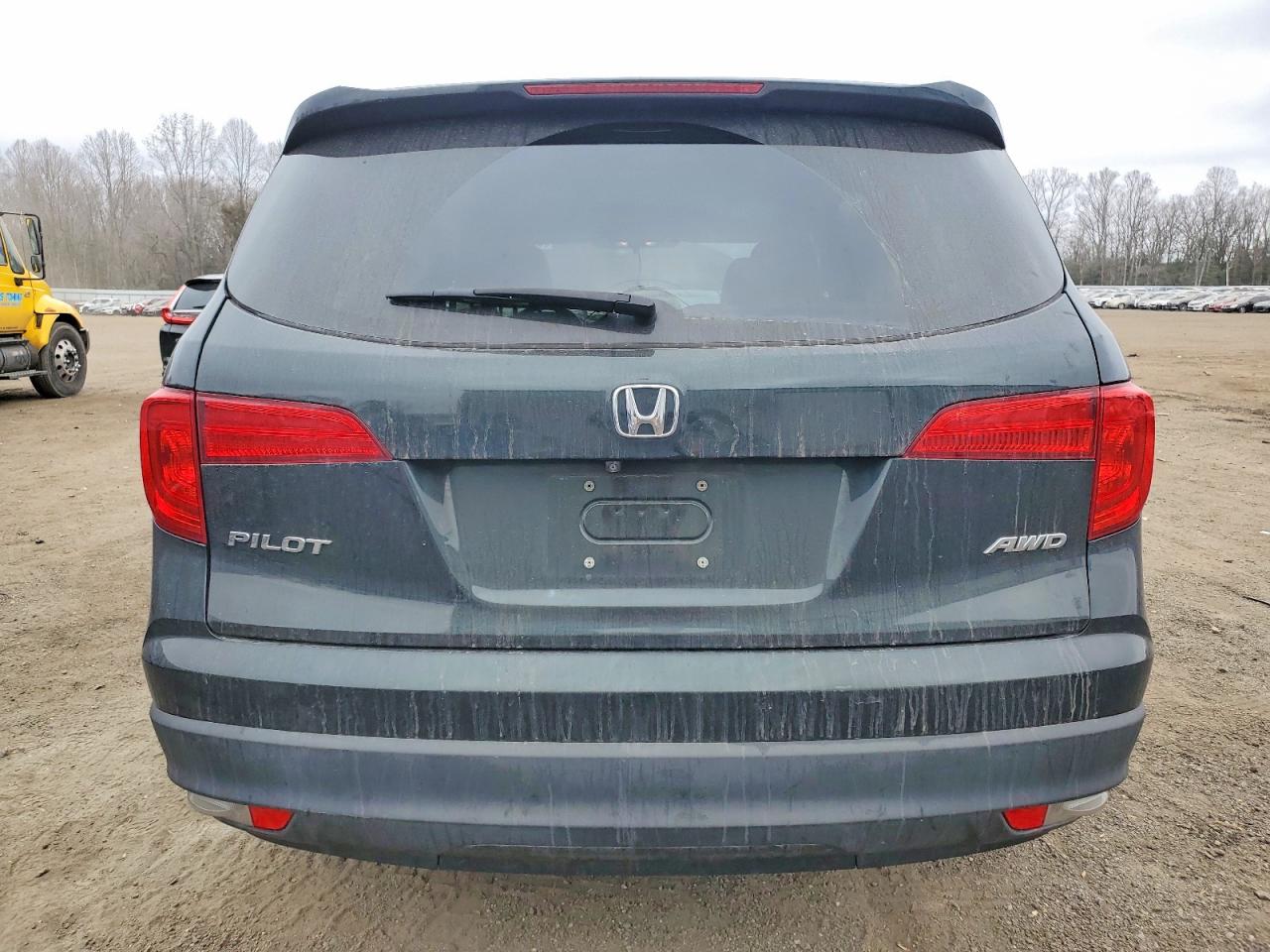 2016 HONDA PILOT EXL photo 11
