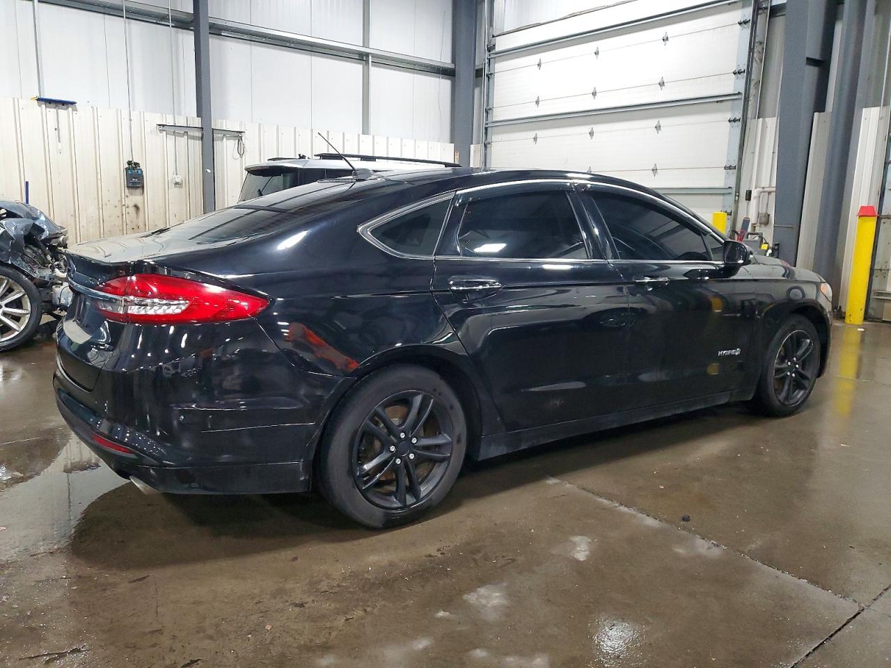 2018 FORD FUSION SE HYBRID photo 3
