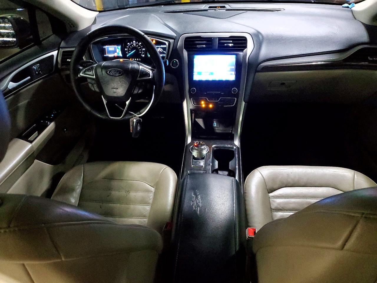 2018 FORD FUSION SE HYBRID photo 8