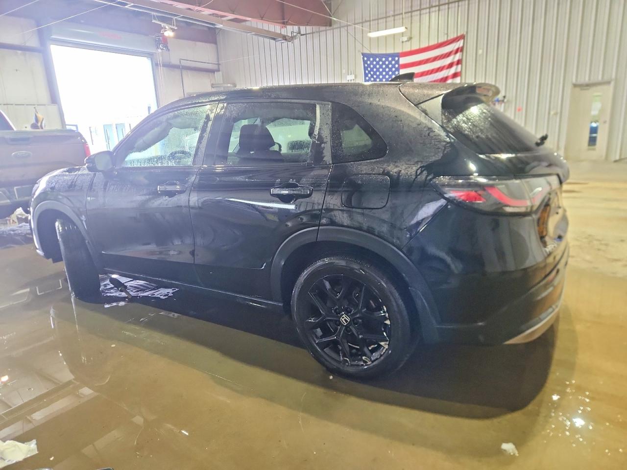 2024 HONDA HR-V SPORT photo 2