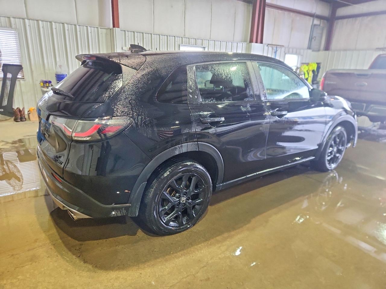 2024 HONDA HR-V SPORT photo 3