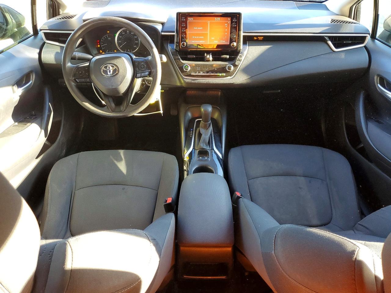 2020 TOYOTA COROLLA LE photo 8