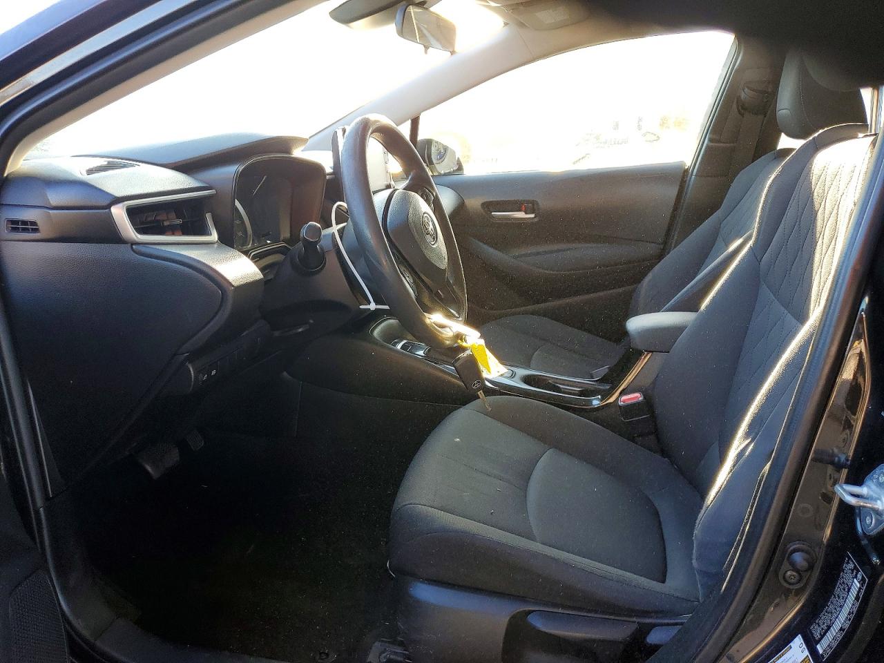 2020 TOYOTA COROLLA LE photo 7