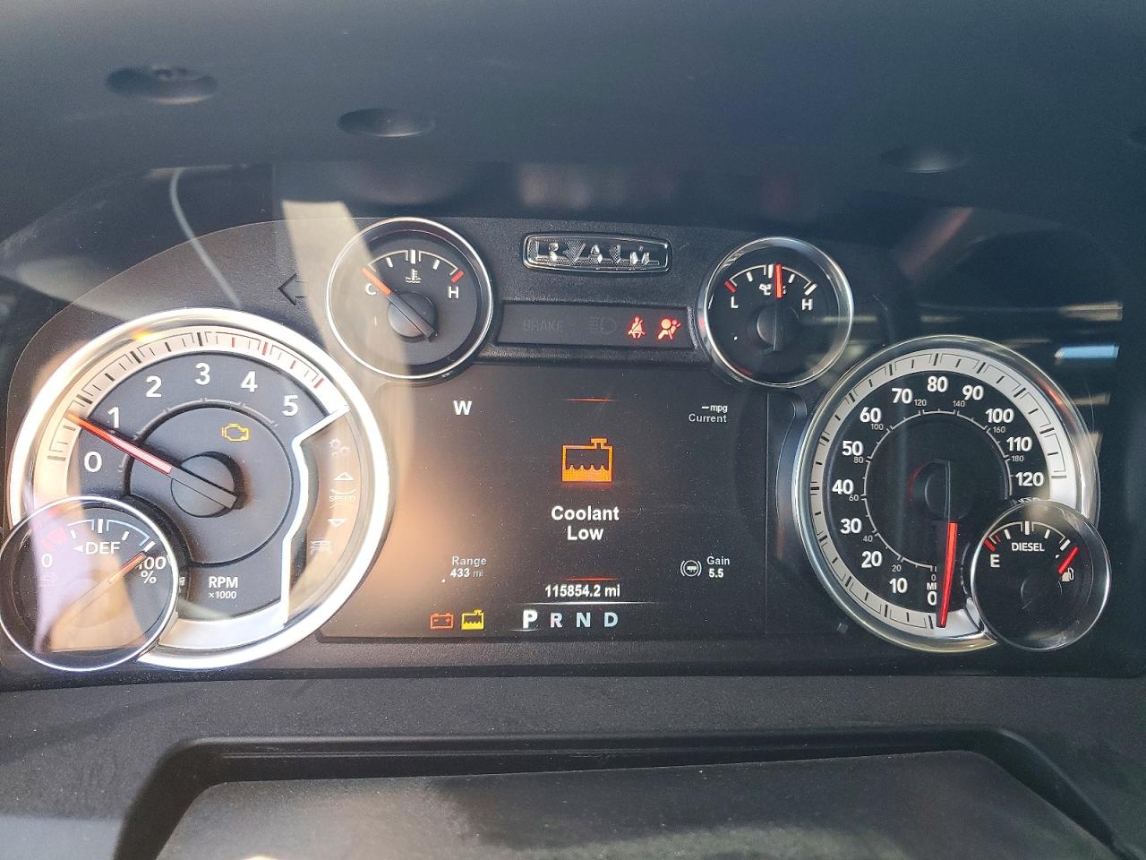 2018 RAM 3500 LARAMIE photo 9