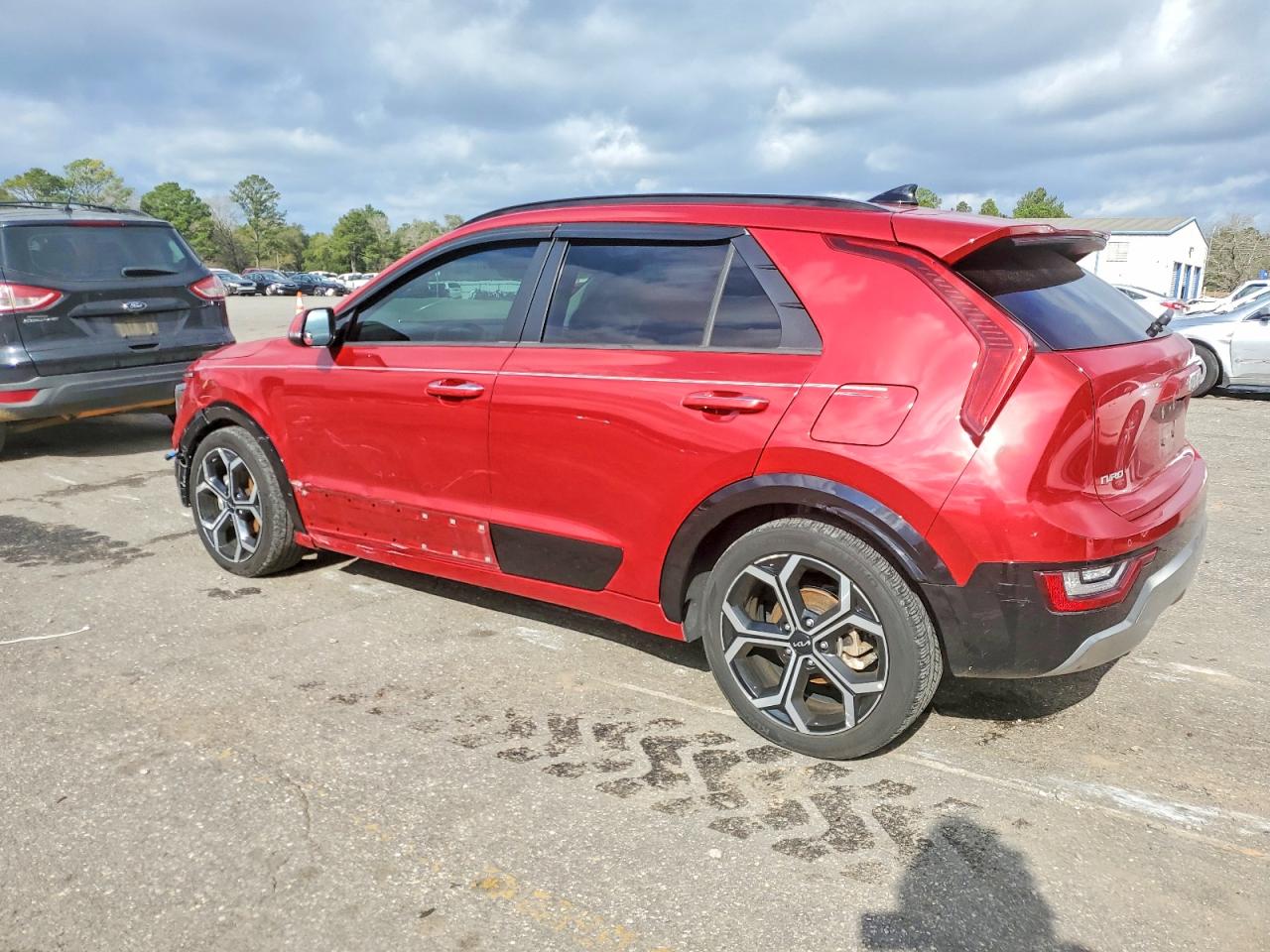 2023 KIA NIRO SX photo 2