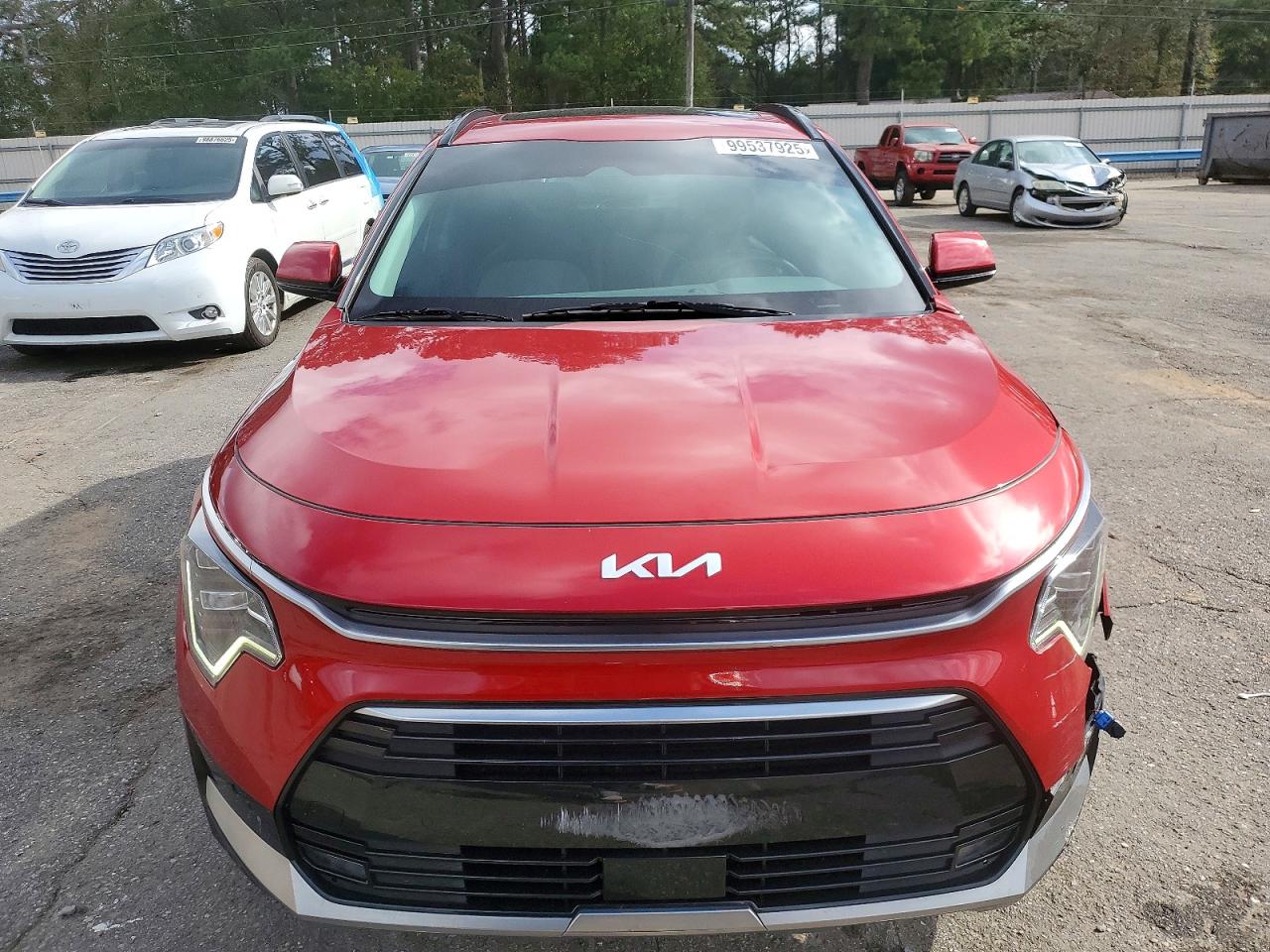 2023 KIA NIRO SX photo 5