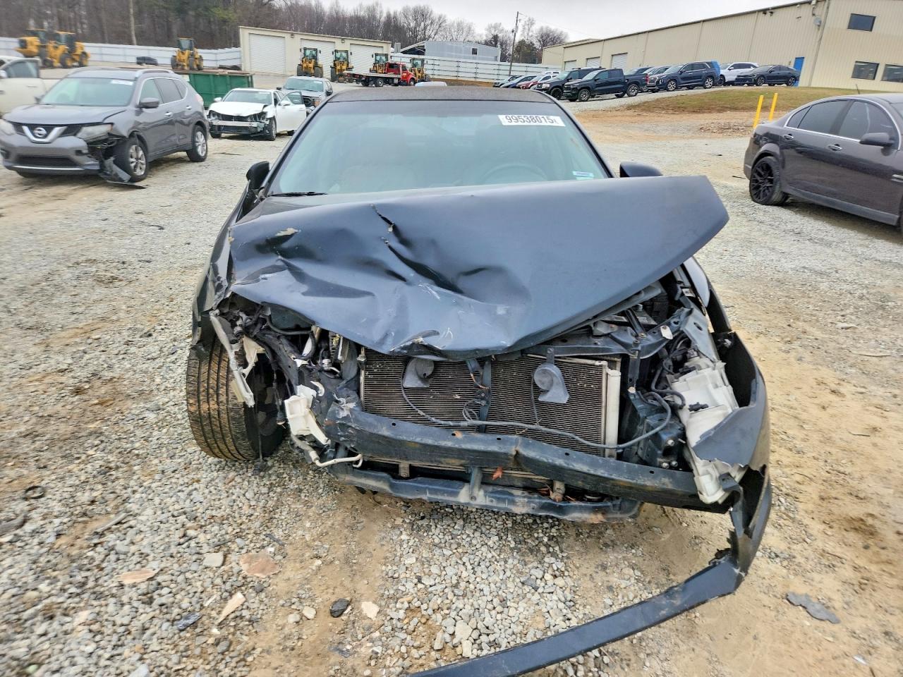 2014 TOYOTA CAMRY L photo 5