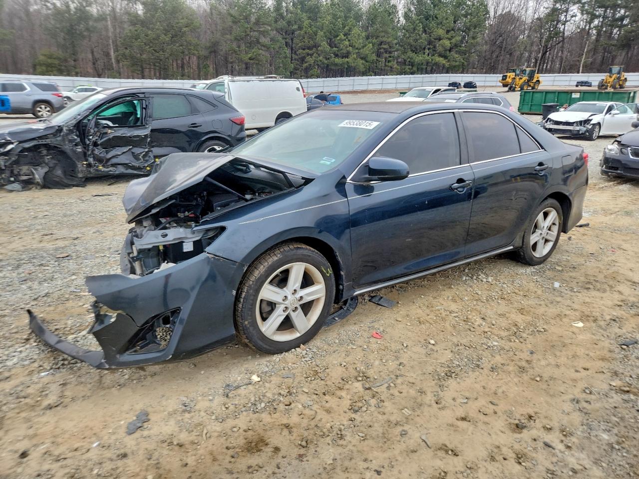 2014 TOYOTA CAMRY
